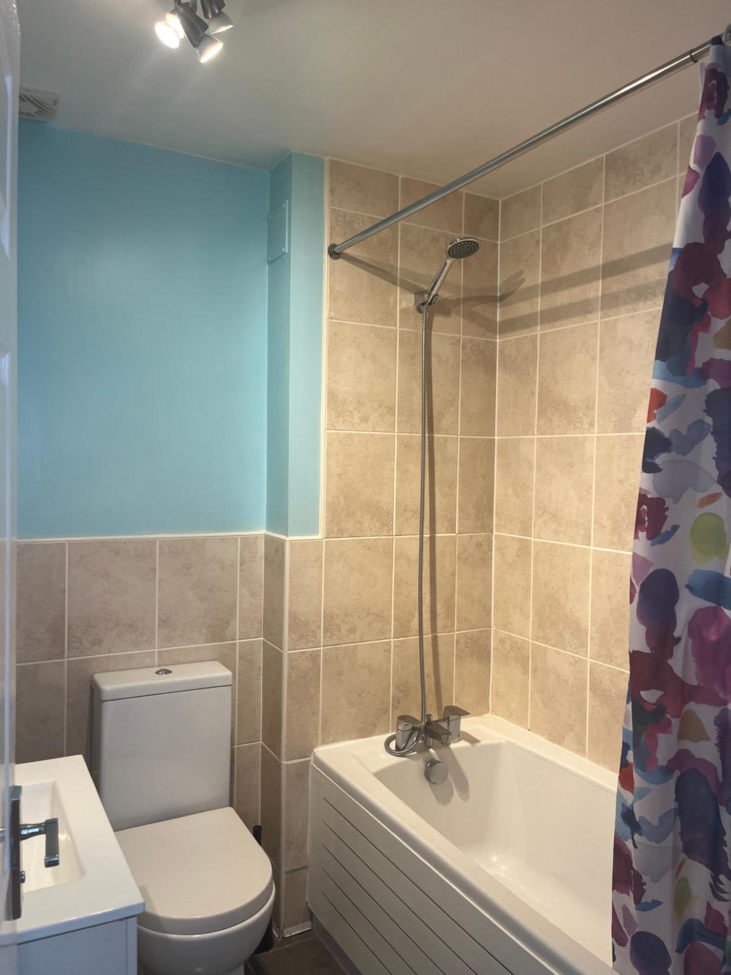 In Our Sleeps 5 In 2 Double & 1 Single Bedrooms Holiday home *