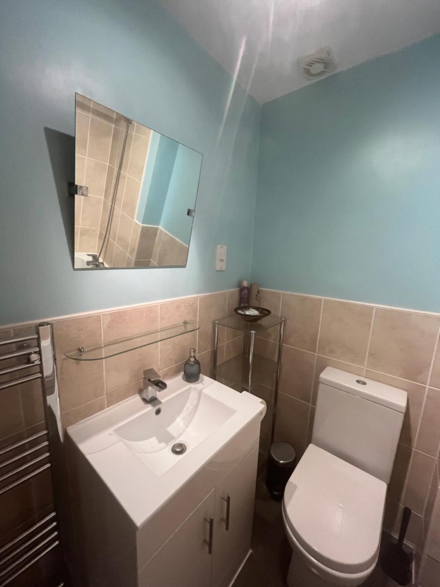Holiday home In Our Sleeps 5 In 2 Double & 1 Single Bedrooms *